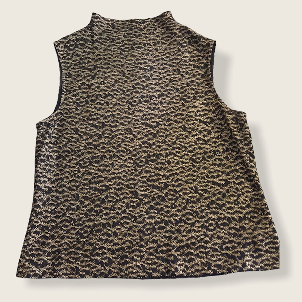 St. John Women’s Sleeveless Mock Neck Top Size M